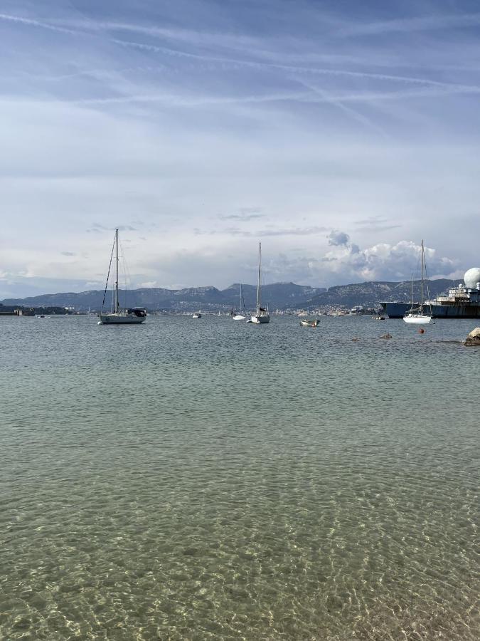 Marinca du Port de Toulon Exterior foto