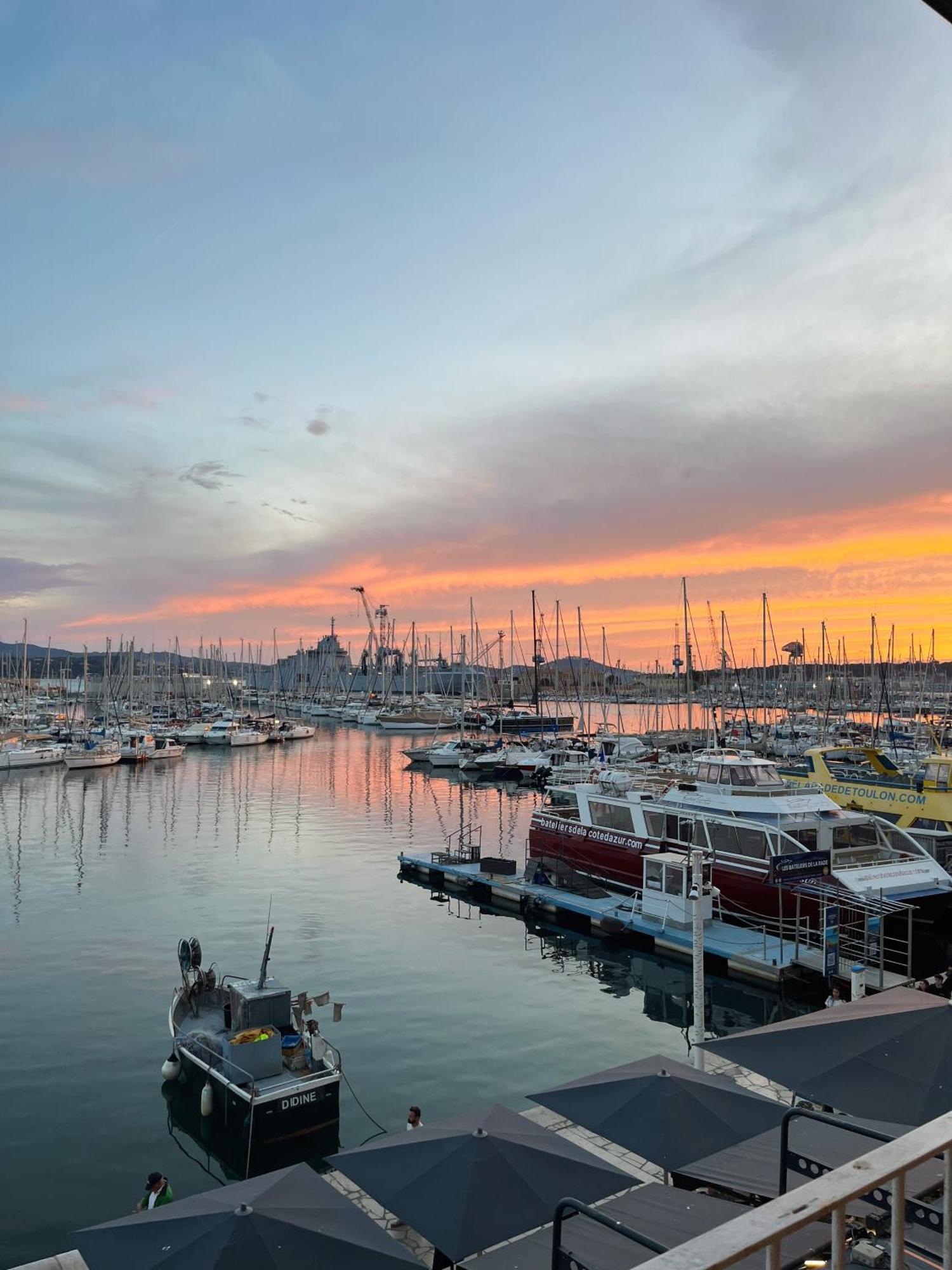 Marinca du Port de Toulon Exterior foto